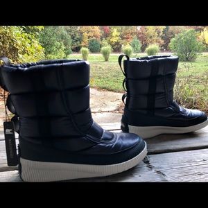 Sorel Out N About Puffy Mid Boot